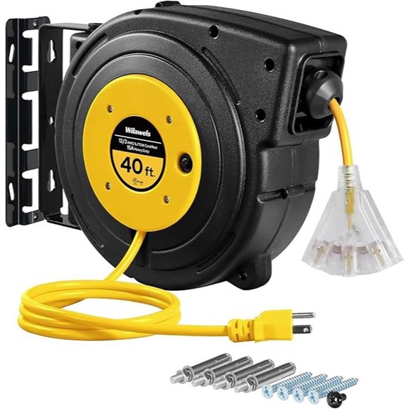 Retractable 40 FT Extension Cord Reel with Outlets